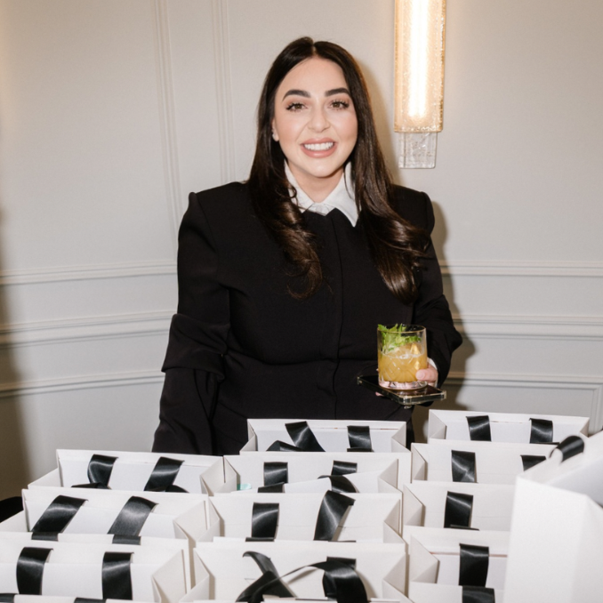 Featured In: Entrepreneurs Herald, "Top 20 Women Disrupting The Beauty Industry In 2021"